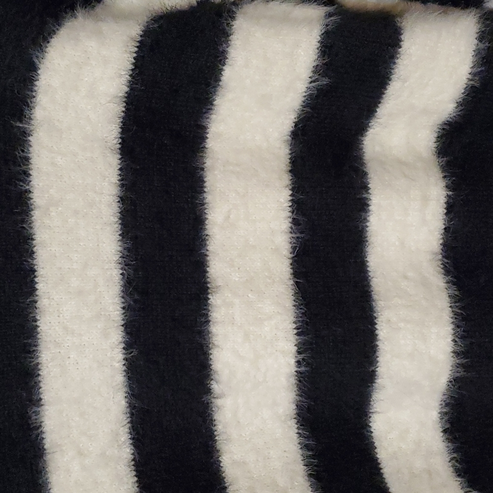 A new day Women's Long Sleeve Striped Crewneck Pullover Sweater - Picture 12 of 13
